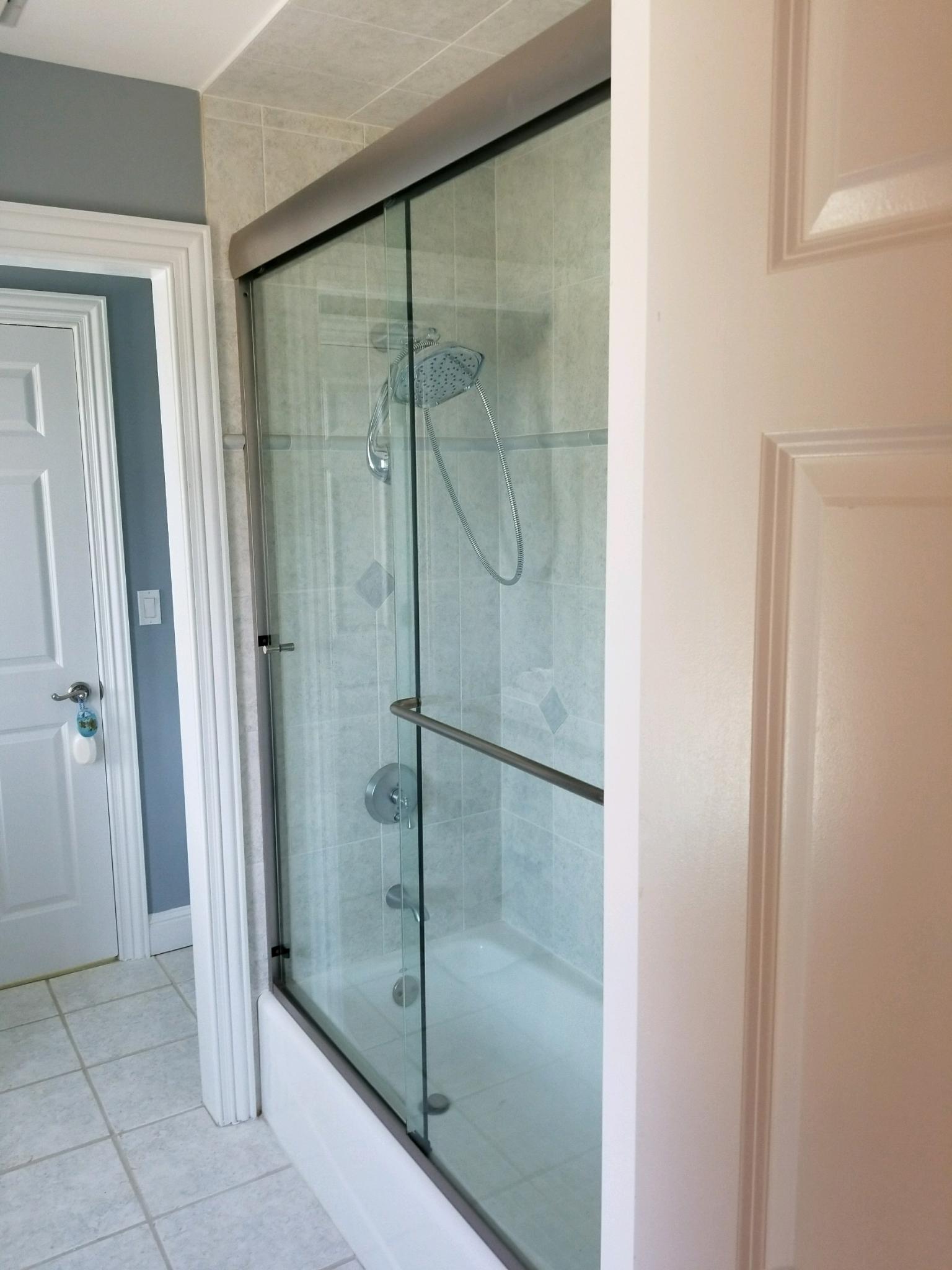 Glass Bathtub Enclosure Doors